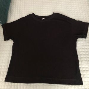 Black t shirt
